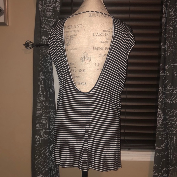 BCBGeneration Black & White Open Back Tank - Picture 3 of 4